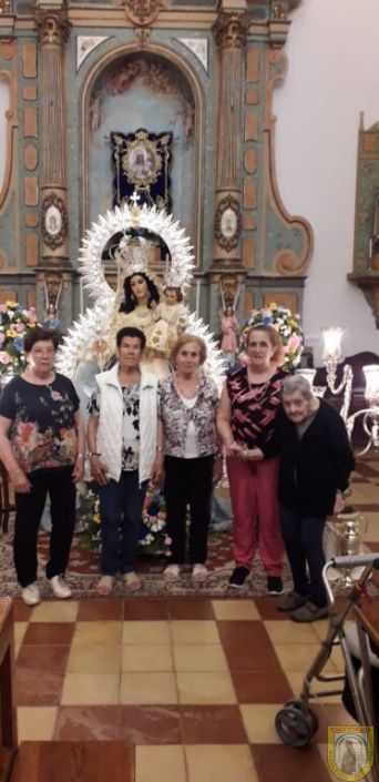 Residencia Mayores Arjona besamanos Virgen de Gracia (1)