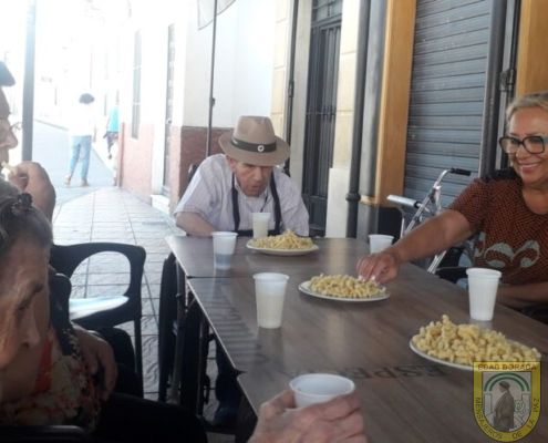 Residencia Mayores Arjona besamanos Virgen de Gracia (10)