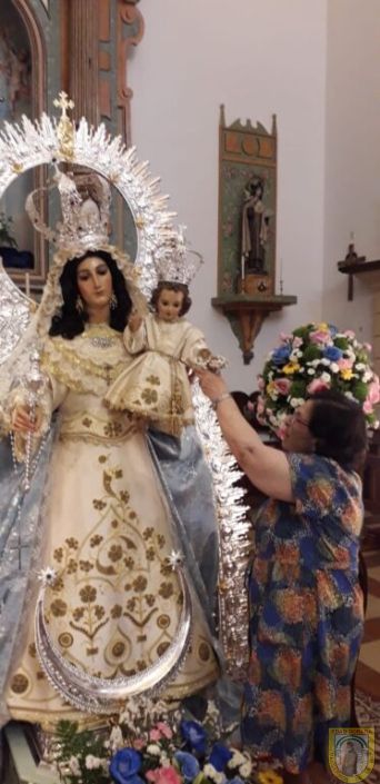 Residencia Mayores Arjona besamanos Virgen de Gracia (8)